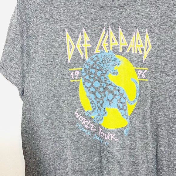 Lane Bryant Heather Gray Def Leopard Graphic Band Tee 1X Women’s - Picture 4 of 10